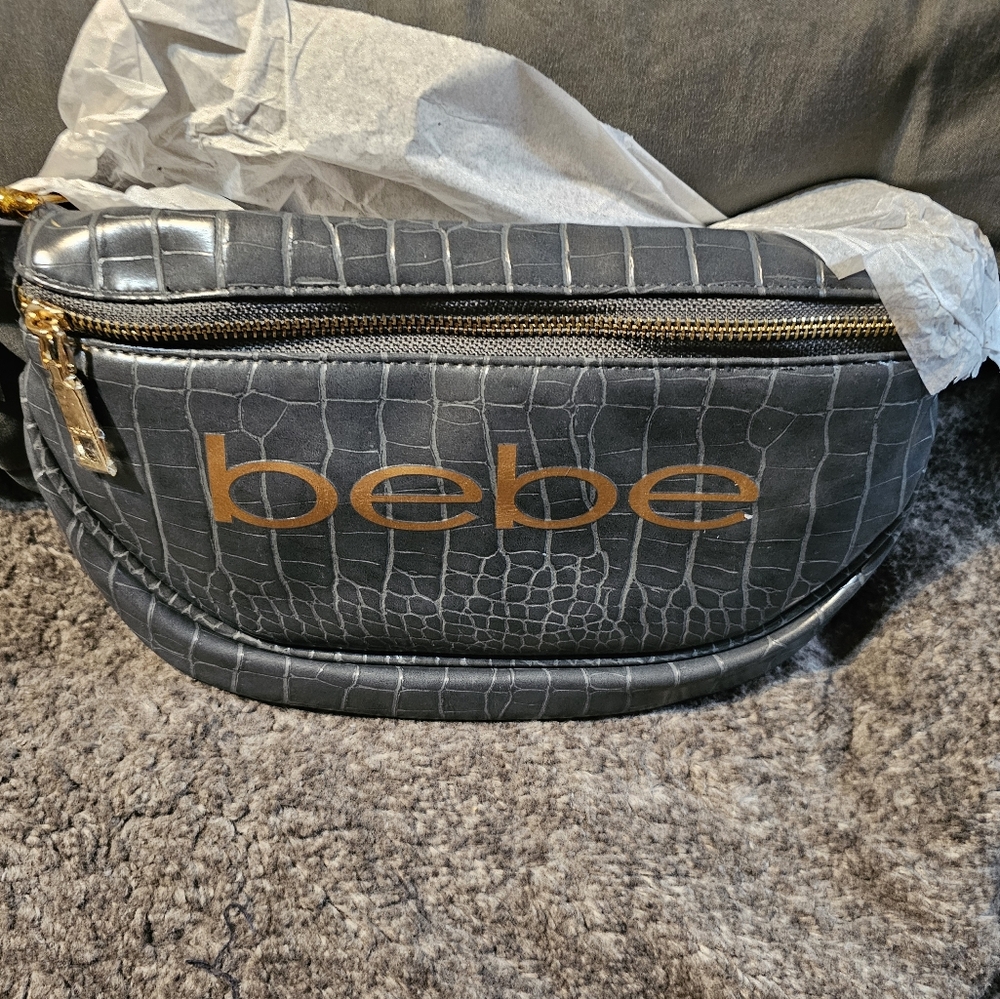 Bebe purse